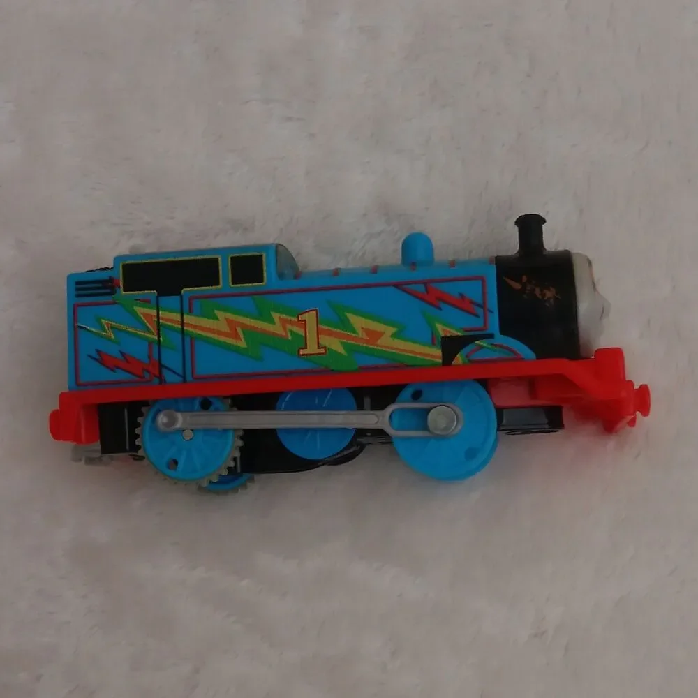 Mattel Thomas & Friends Motorized Blue #1 Engine HO DC Analog Lightning Bolt